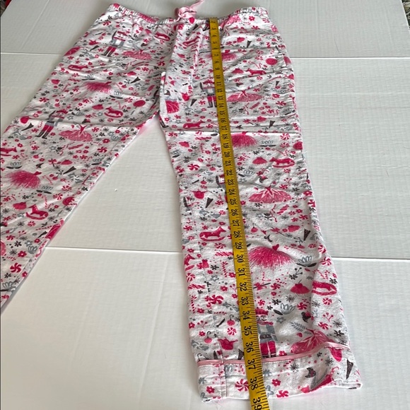 Target Nutcracker 2piece flannel pajamas ladies size XS - Picture 12 of 16
